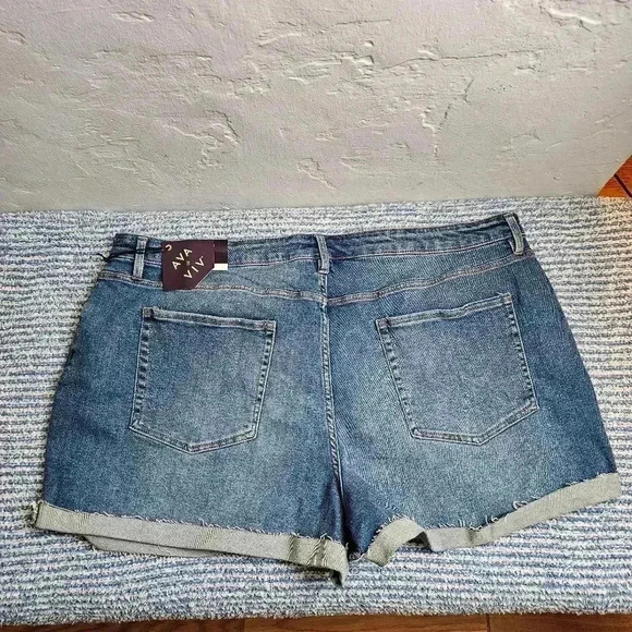 ♥Ava & Viv denim shorts - Picture 5 of 8